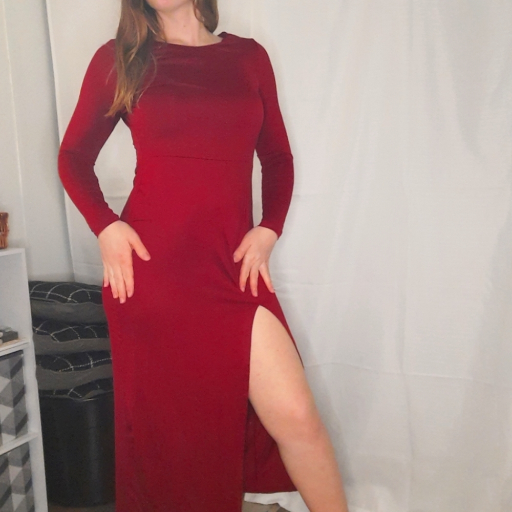 💃LONG SLEEVE HIGH-LEG SLIT DRESS SIZE M